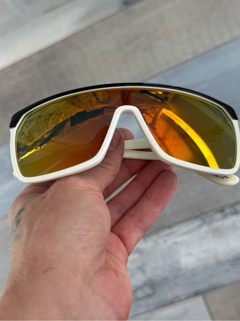 Spy Optics Flynn White w/Gold Mirrored Lens